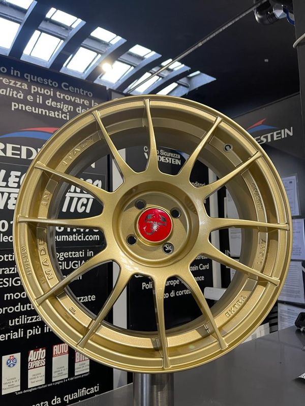 JANTE NEUVE LOOK ABARTH SPORT GOLD OR POLISH 18' 4x98 7.5x18"